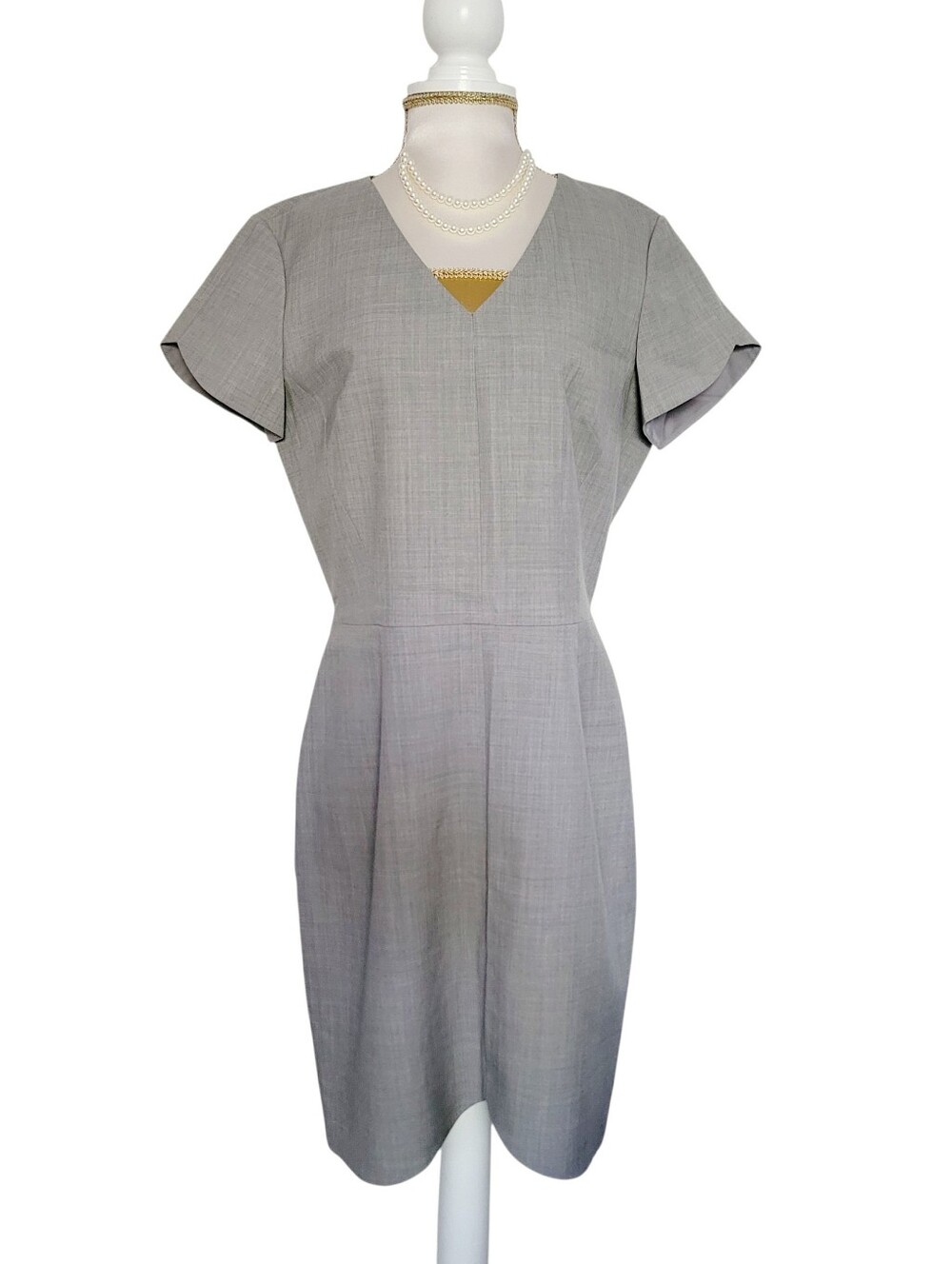 Theory Light Gray V-Neck Short Sleeve Wool Sheath Dress